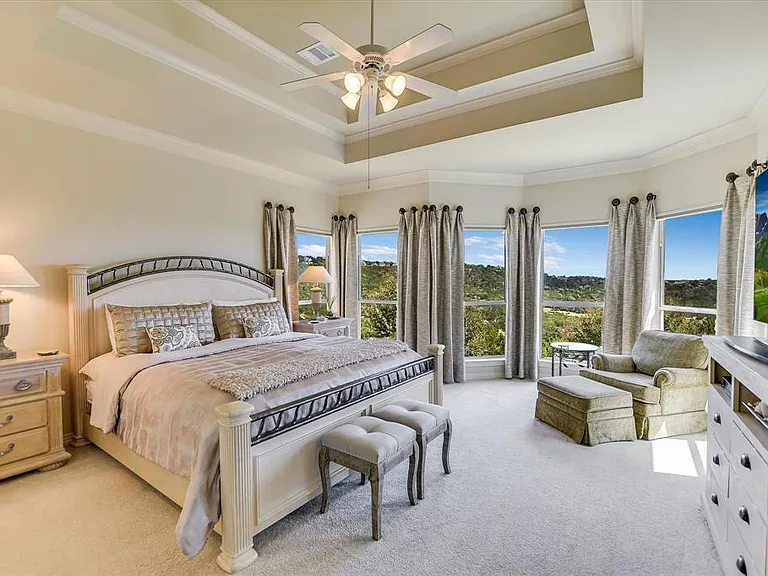 4545 Golf Vista Dr — Photo 10