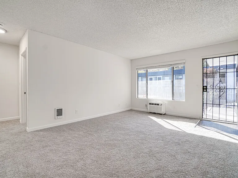 Fletcher Valley Apartments — Photo 8