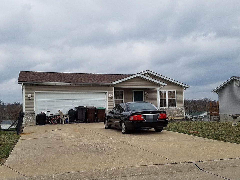 1st image of 265 Hickory Forest Dr