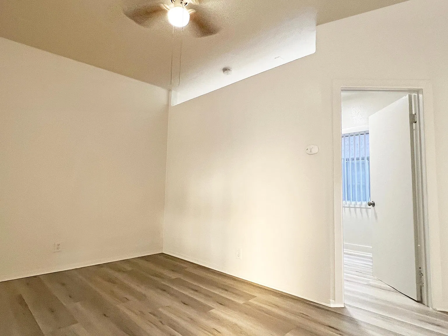 1 bed, 425 sqft, $1,295 — Photo 3
