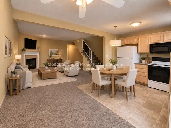 1016 Garden Way #1022, Harrisonville, MO 64701