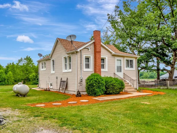 15031 E State Route 114, Momence, IL 60954