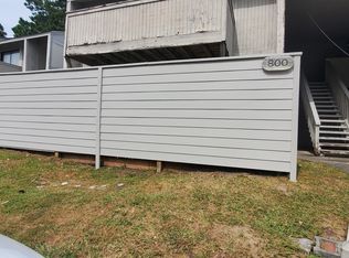 801 Greenmeadow Dr, Goose Creek, SC 29445