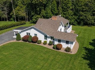 6 Strathmore Rd, Dartmouth, MA 02747