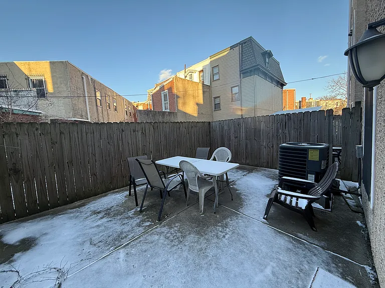 3831 Baring St #1A — Photo 2