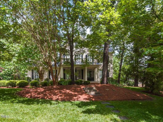 124 Creekvista Dr, Holly Springs, NC 27540