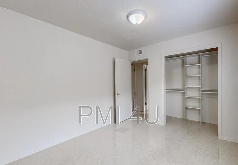 233 Tennessee St NE #D — Photo 23