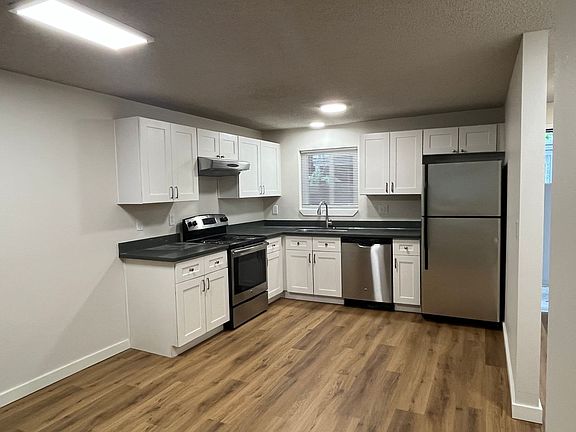 3rd image of 3831 34th Ave W #18889147