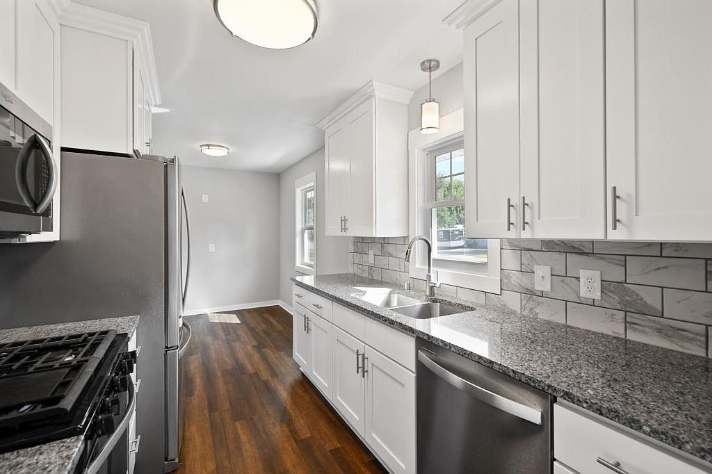 515 Spring St, Clearwater, MN 55320 Zillow