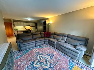 (Undisclosed Address), Londonderry, VT 05148