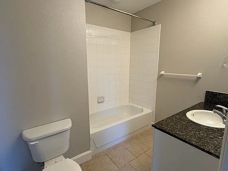 2017 Grand Oak Dr — Photo 24