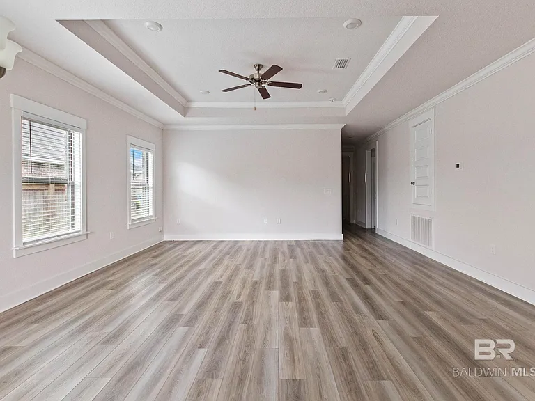 1710 Grouse St — Photo 19