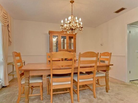 4th image of 3446 Parkway Blvd