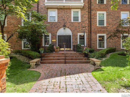 10 Jefferson Rd APT 3A, Saint Louis, MO 63119