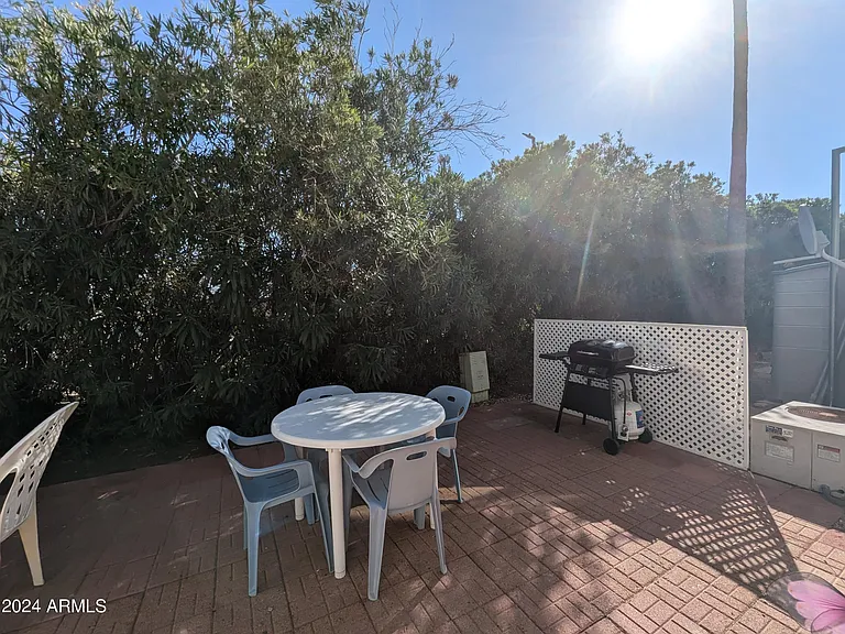 215 E Palo Verde Ln — Photo 13