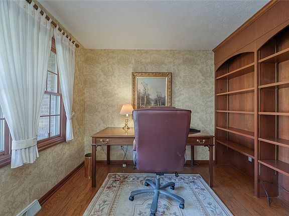 3rd image of 2911 Bryer Ridge Ct