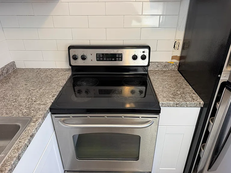 700 Village Green Ct #101 — Photo 41