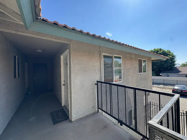 5748 Tilton Ave — Photo 12