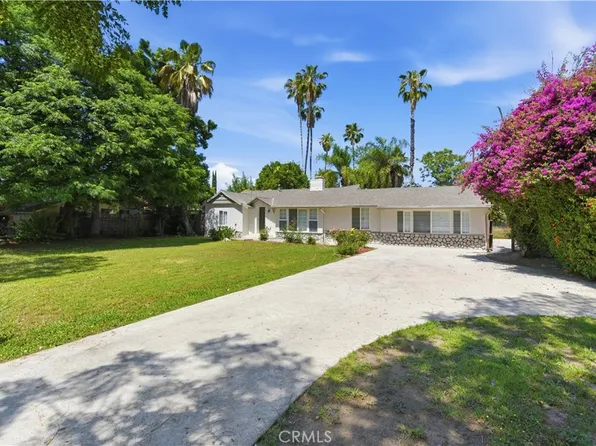 17363 Saticoy St, Northridge, CA 91325