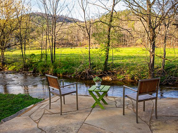 41st image of 4242 Pearl Valley Rd
