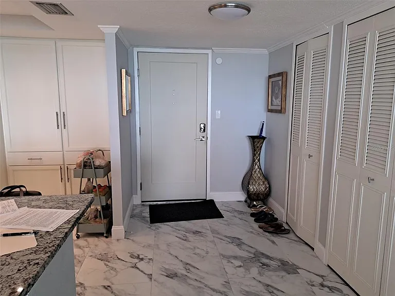 400 Island Way #1409 — Photo 4