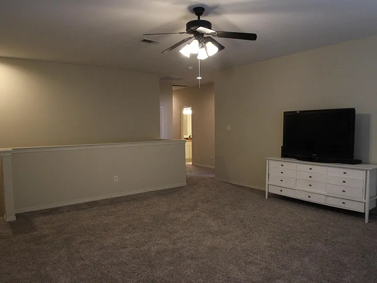 1716 Winding Hollow Ln — Photo 20