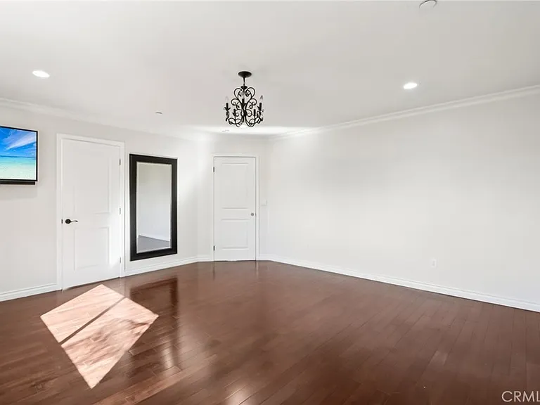 7659 Coldwater Canyon Ct — Photo 40