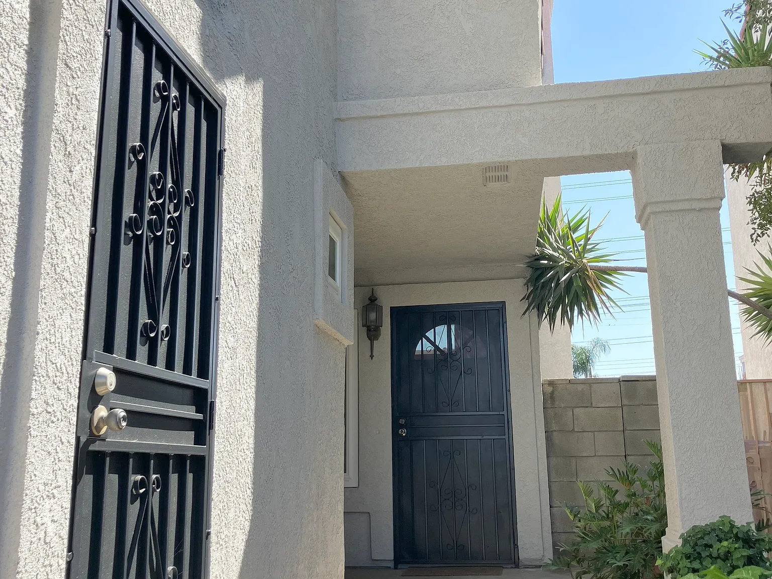 3 bed, 2.5 bath, 1455 sqft, $3,100 — Photo 4