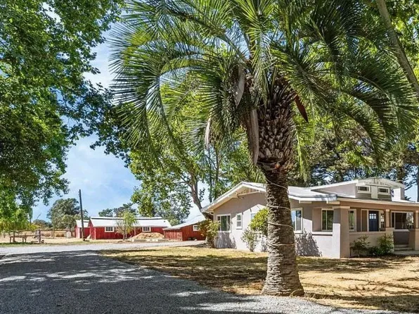 3909 Walker Avenue, Santa Rosa, CA 95407