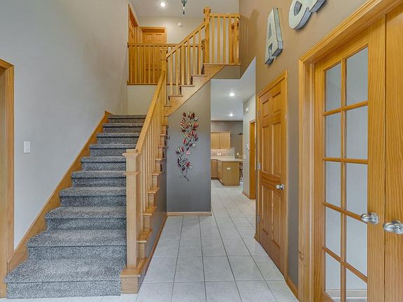4th image of 26165 Kirkland Dr