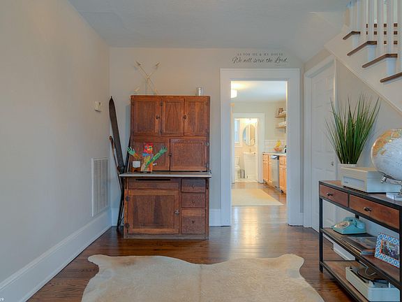 5th image of 201 Hagan St