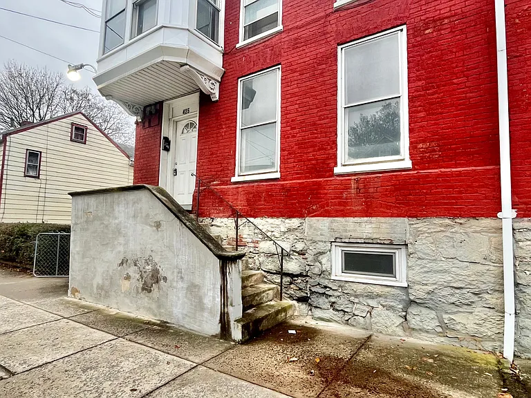 425 S Main St #2 — Photo 7