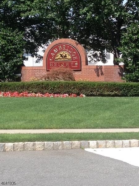 1st image of 209 Swathmore Dr #1