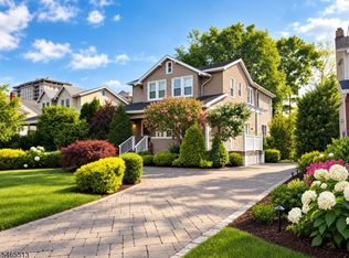 76 Summit Ave, Hackensack City, NJ 07601