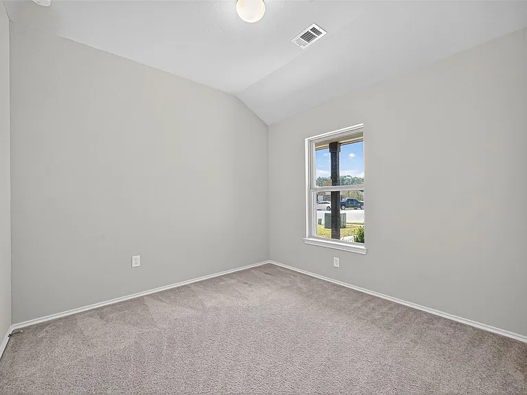15171 Willow Tree Ln — Photo 29