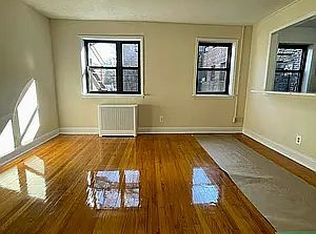 20-61 26th St #1A, Astoria, NY 11105