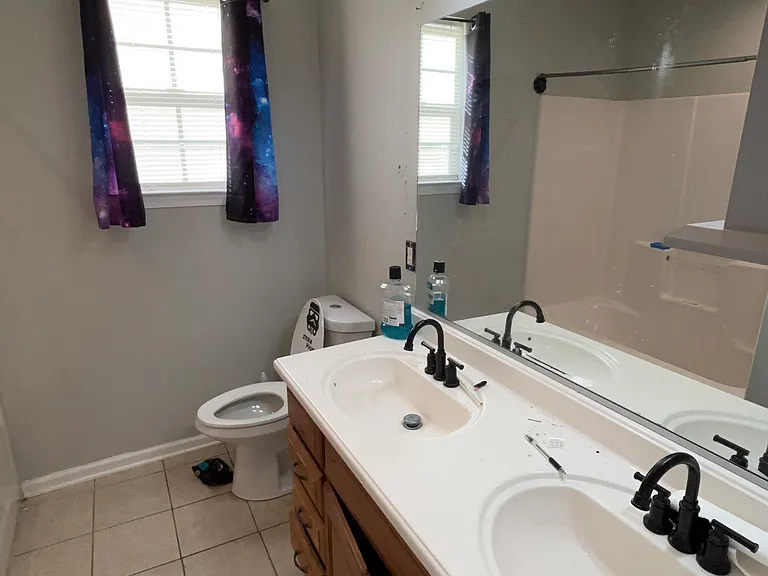 2604 Elkhart St — Photo 18