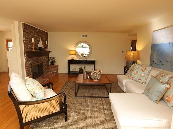 3rd image of 5647 Canalino Dr