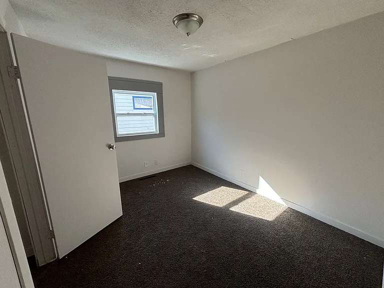 3120 SE Fremont St — Photo 5