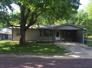 214 W Division Ave, Peabody, KS 66866