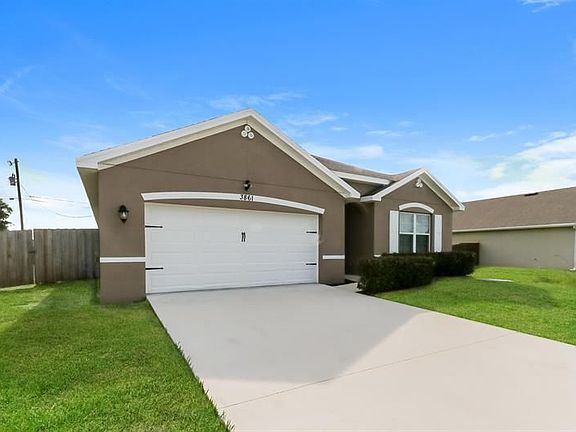 3rd image of 3861 SW Kakopo St