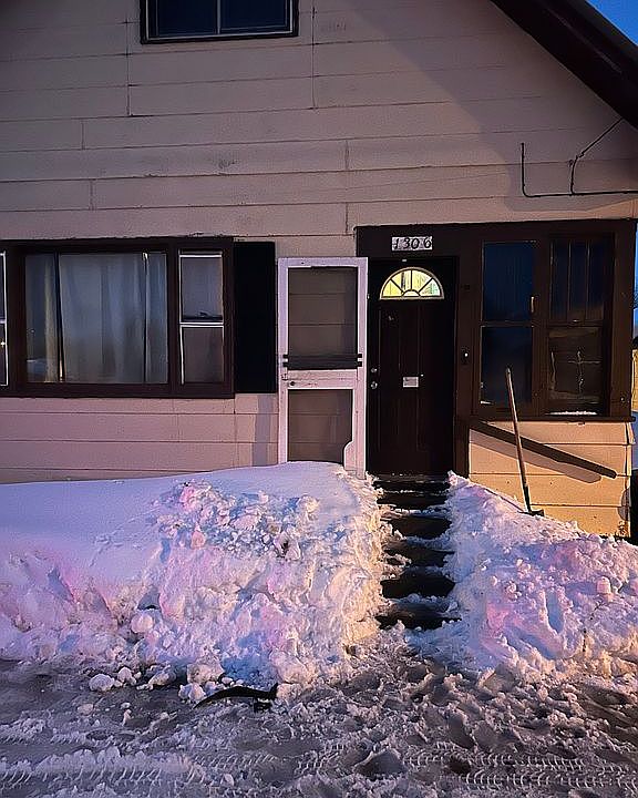 1st image of 1306 Adventure Ave