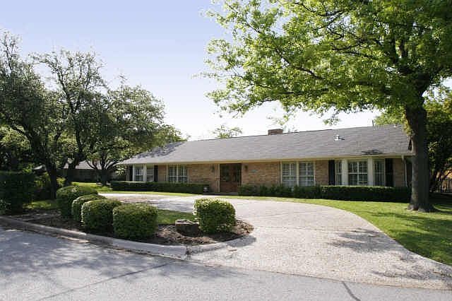 1st image of 3640 Tanglewood Cir