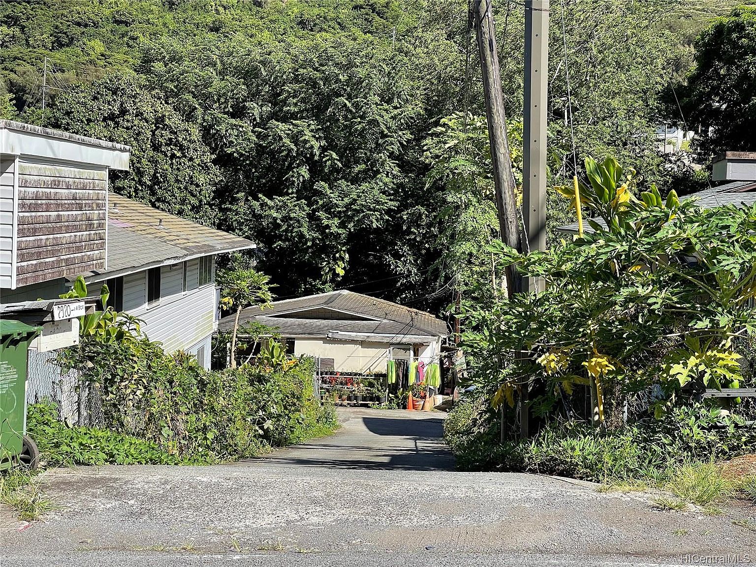 2920 Kalihi St Honolulu HI 96819 Zillow   79ee9de6f69cc2d1d2f62452ff119221 Cc Ft 1536 