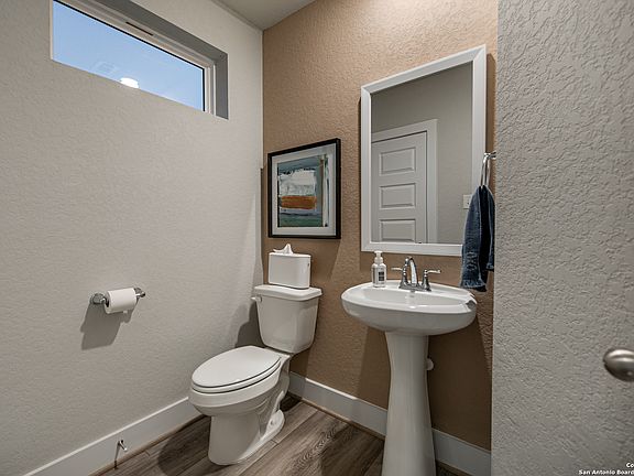 3rd image of 12818 DEWBERRY CREEK