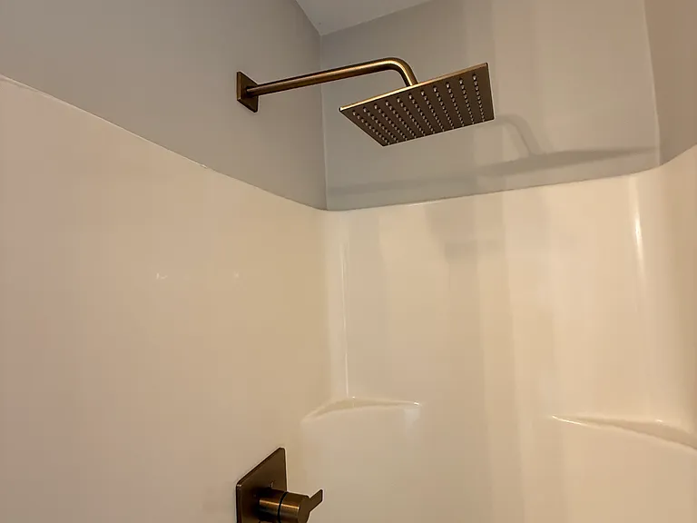 327 W Trinity Ave — Photo 18
