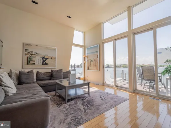 641 Carson Ave, Atlantic City, NJ 08401