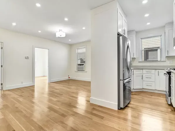 24-15 26th Street image 2 of 9