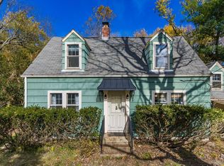 2620 Drake Rd, Columbus, OH 43219