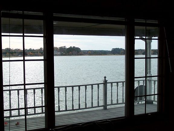 3rd image of 14319 Sunset Ln